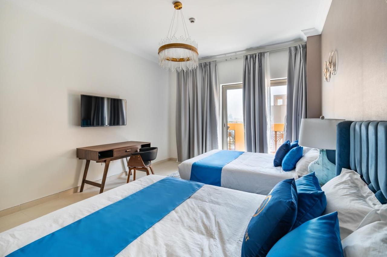 Globalstay At Palm Jumeirah Beachfront Paradise With Pool And Gym Dubái Exterior foto